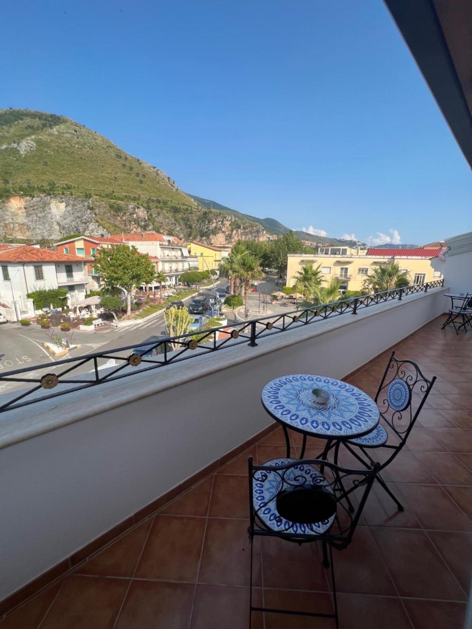 Tea Luxury - Praia A Mare Bagian luar foto