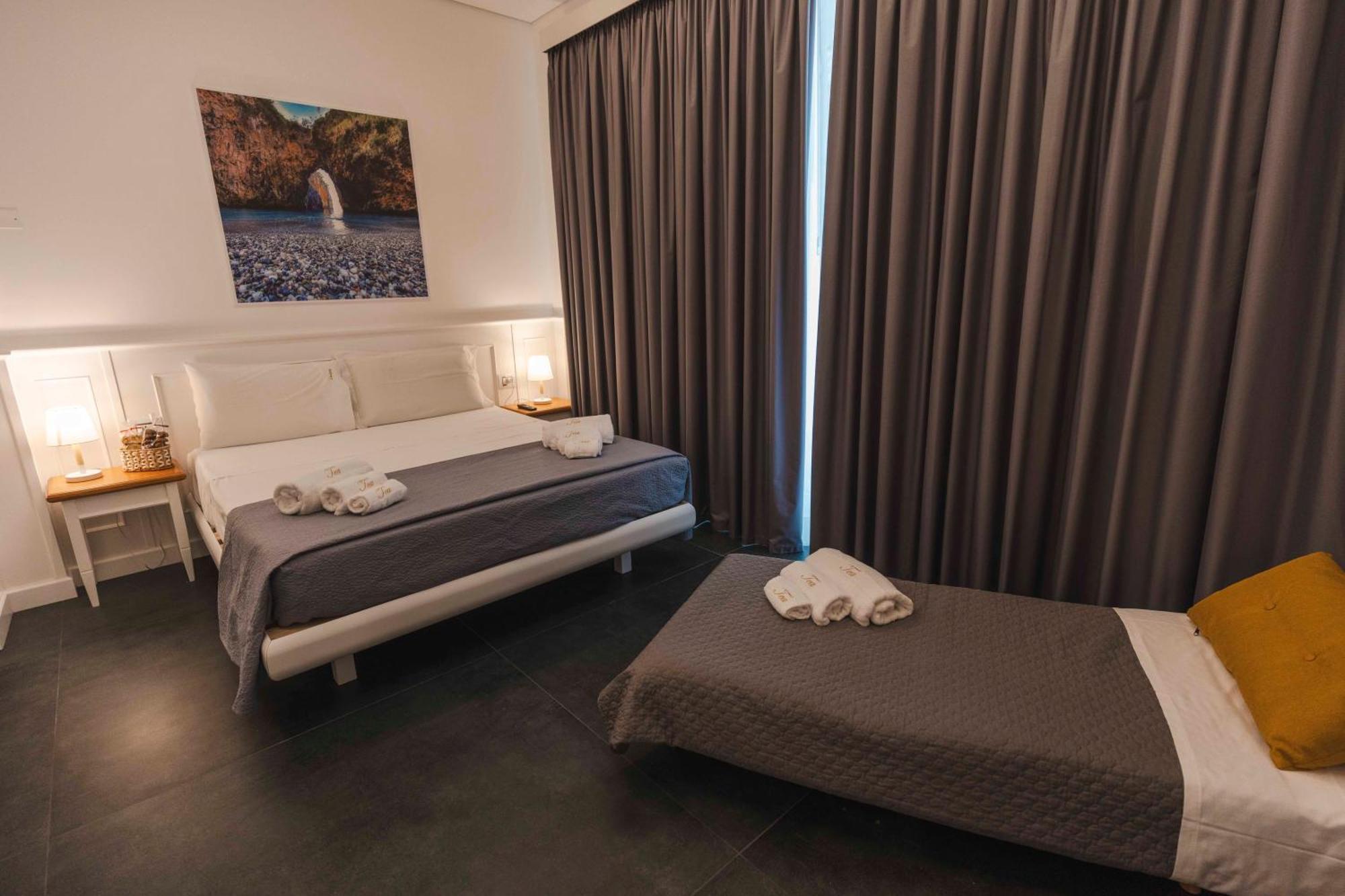 Tea Luxury - Praia A Mare Bagian luar foto
