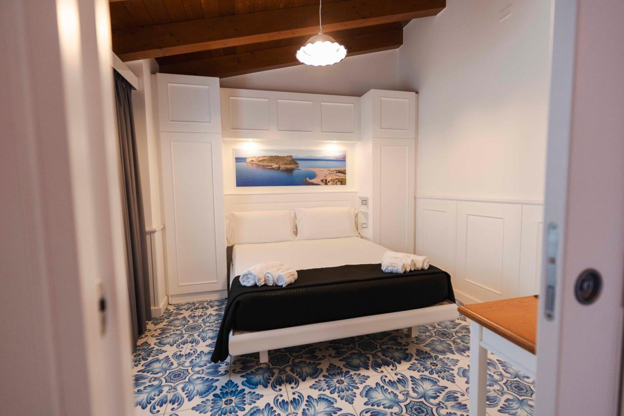 Tea Luxury - Praia A Mare Bagian luar foto